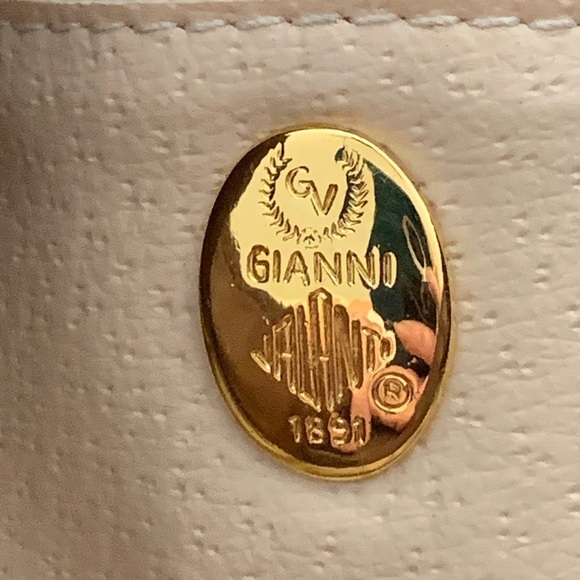 Rare Vintage Gianni
Valanti 1891 Crossbody
Braided Adjustable Leather Sienna Tan - Picture 10 of 12